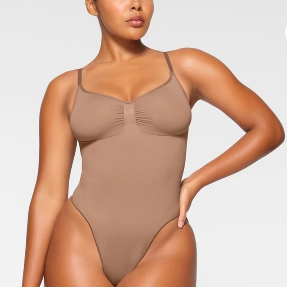 SKIMS Other - NEW! SKIMS SCULPTING BODYSUIT Body Shaper Tan Thong Top Large/Xlarge